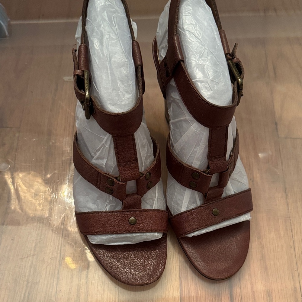 Nine West Brown Women's Sandals